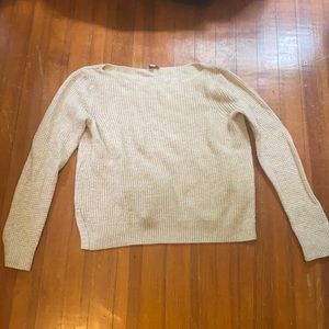 Gap sweater
